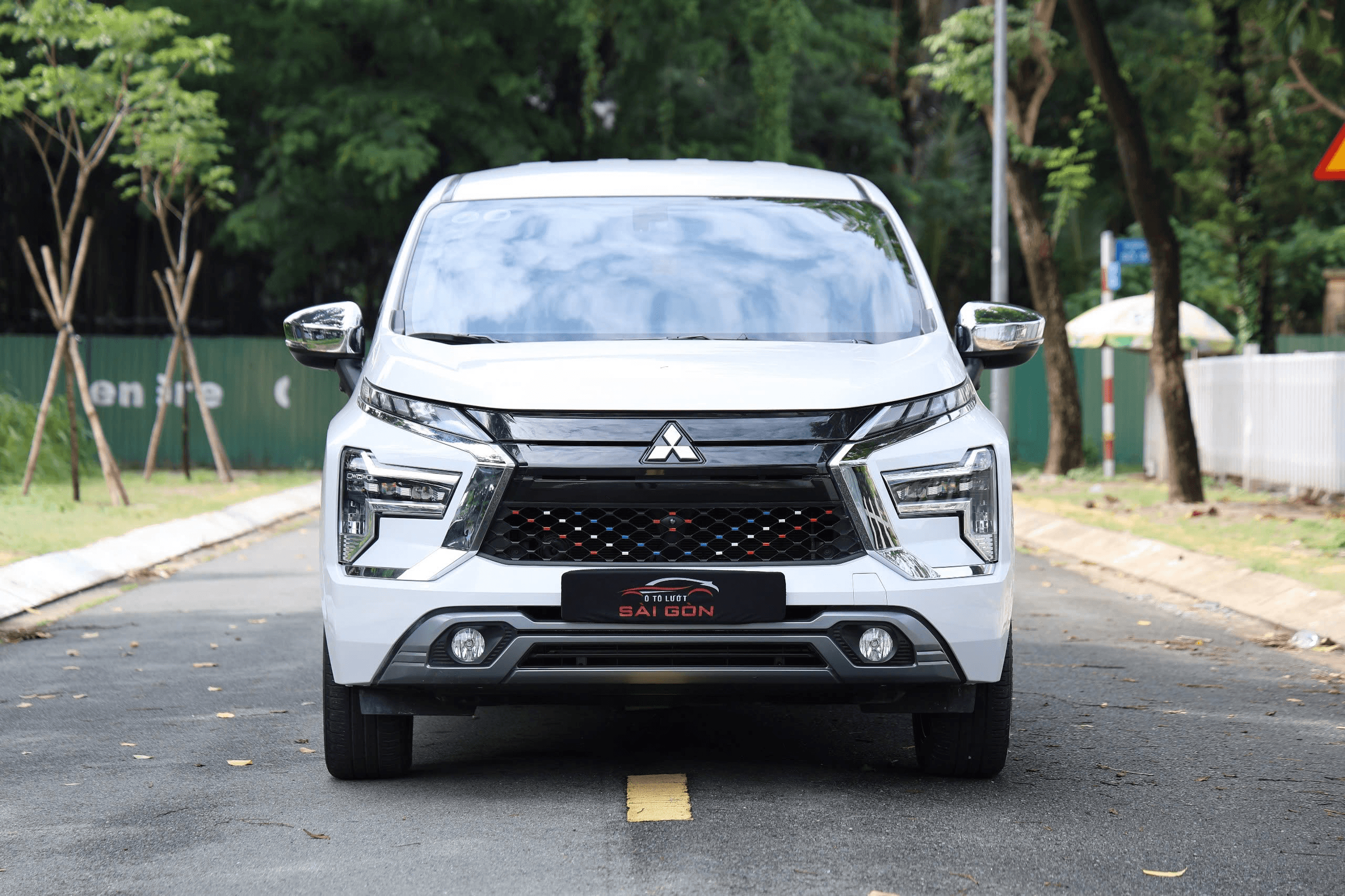 MITSUBISHI XPANDER PREMIUM – SX 2025 – MÀU TRẮNG