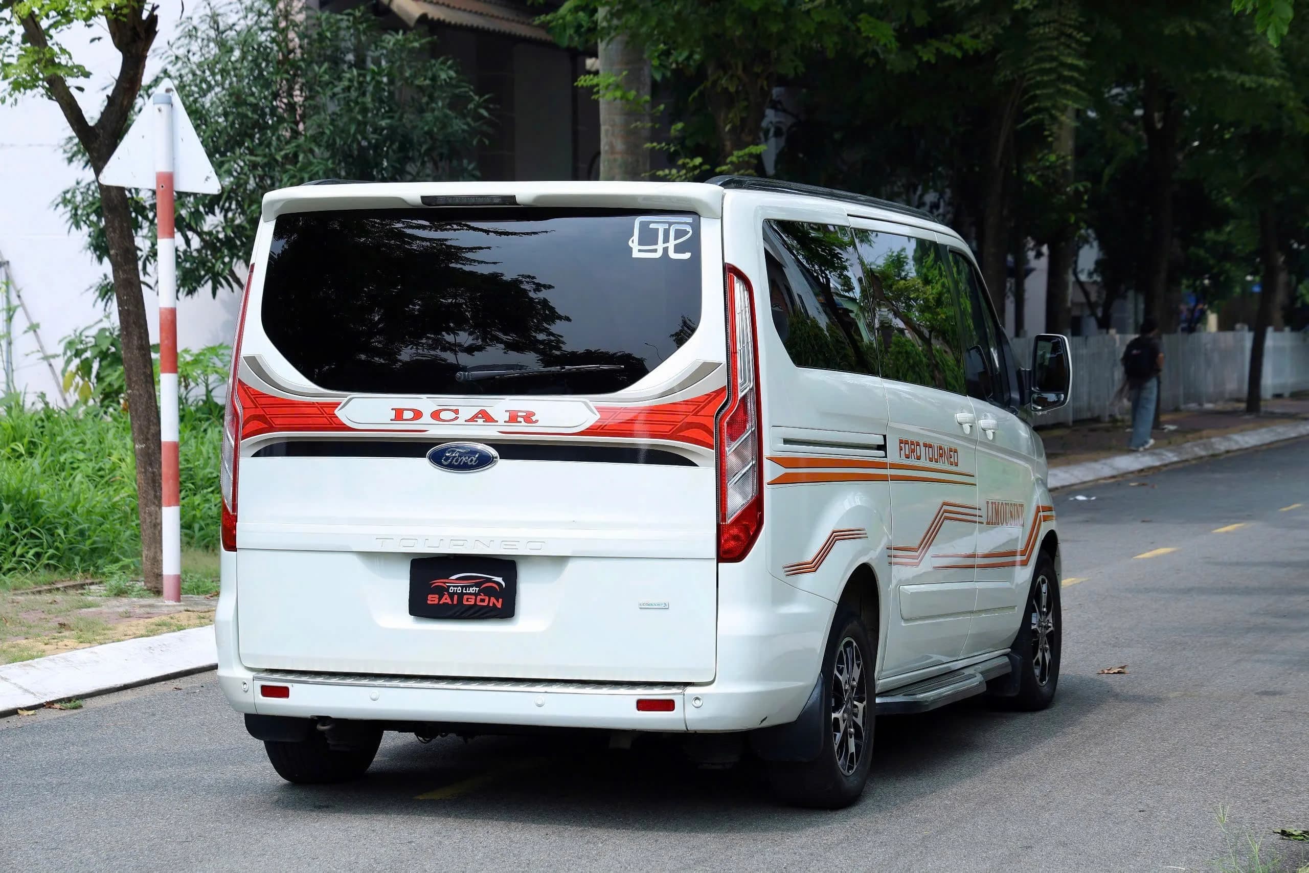 🚘 FORD TOURNEO TITANIUM FULL OPTION – SX 2019 | MỘT CHỦ TỪ ĐẦU | XE GIA ĐÌNH GIỮ KỸ 🔥 - ảnh 4